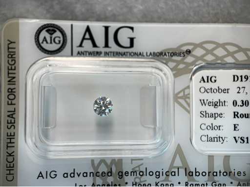 Diamant 0,30 carate certificat natural