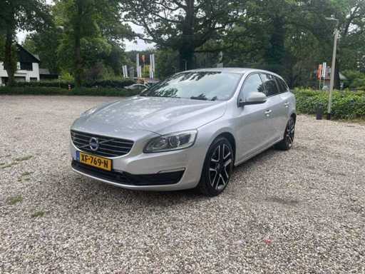 Volvo V60 2.0 D4 automată Ocean Race Mașină de pasageri 2016