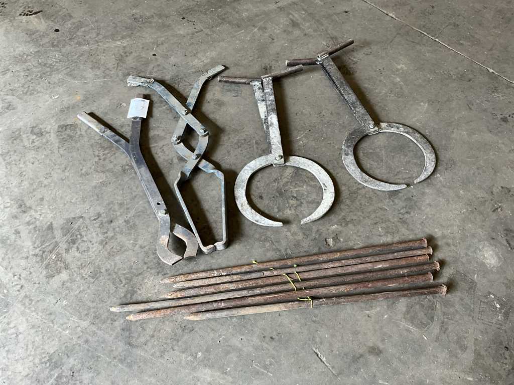 4x Tire Clamp And 6x Steel Pin