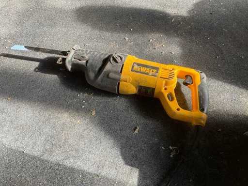 Sega a pistone DeWalt DW311