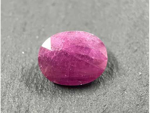 Rubin 9,26 carate rubin natural