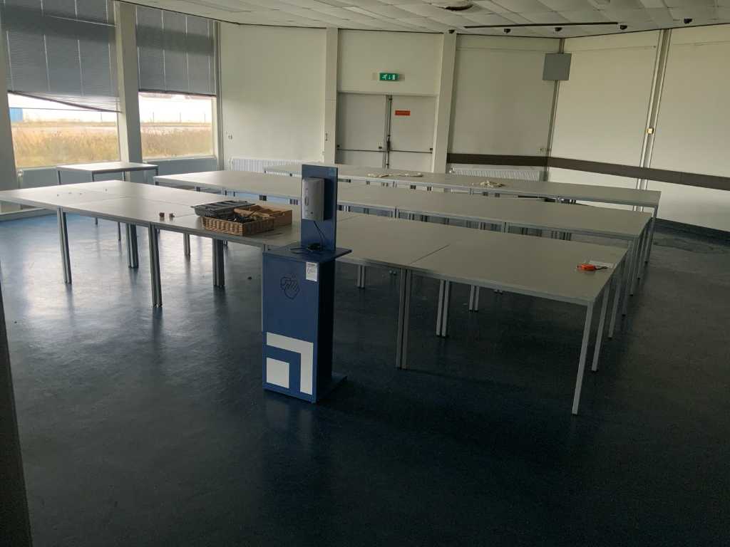 Batch of canteen tables