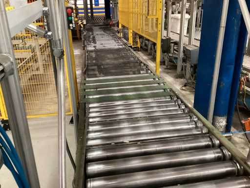 Motorized roller conveyors