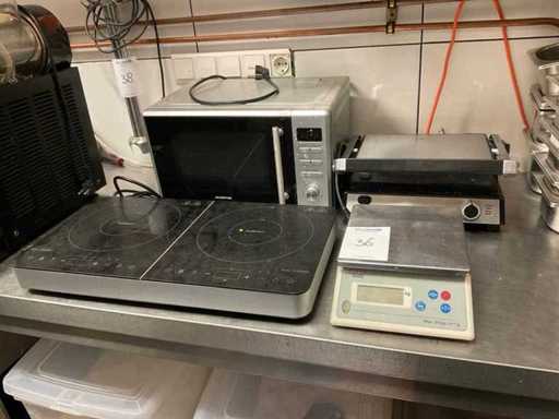 Partij keukenapparatuur