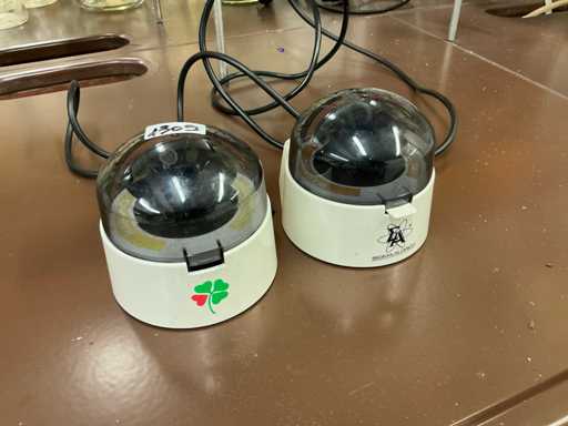 Centrifuges (2x)