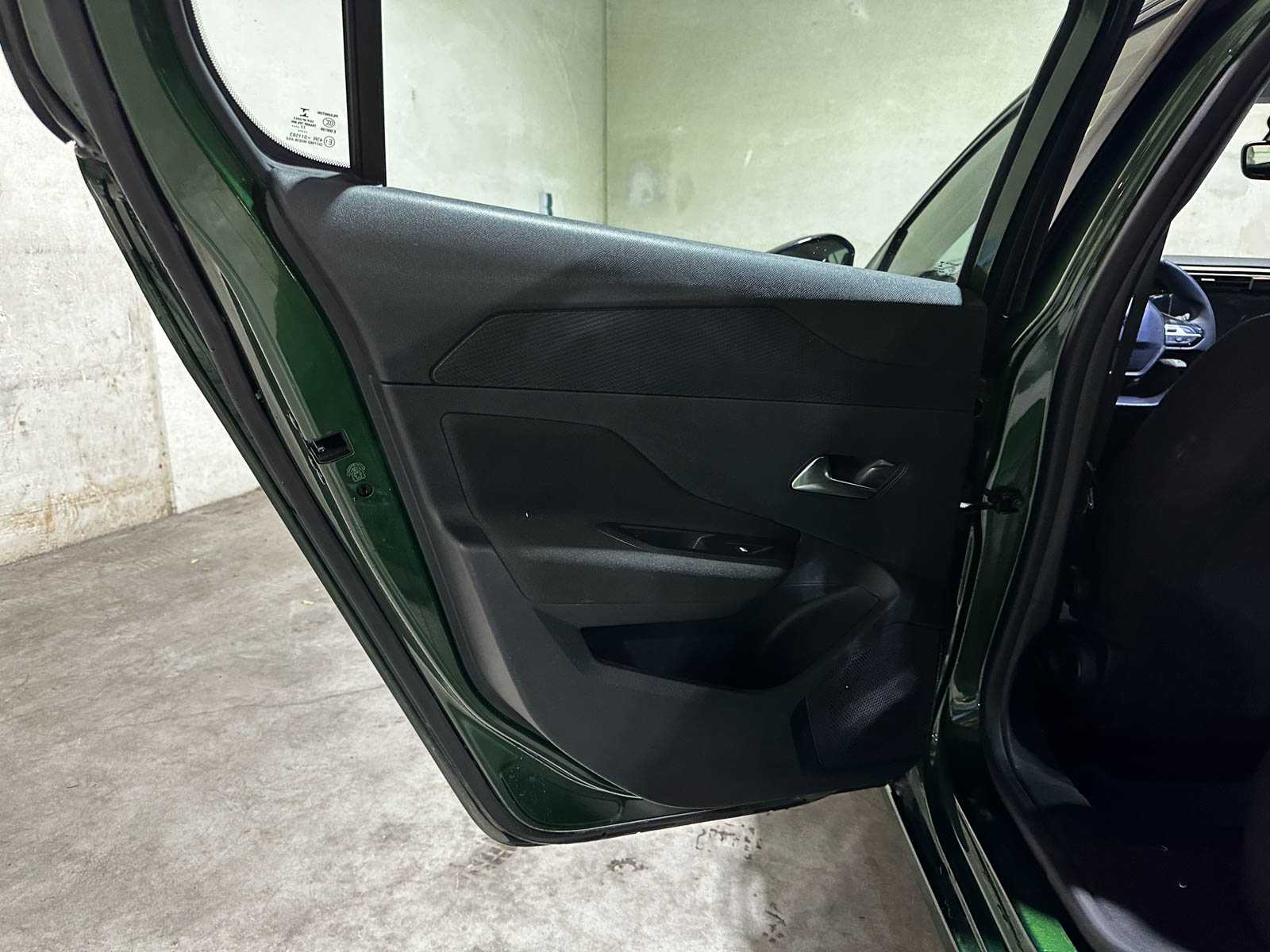 Peugeot 308 1.2 PureTech Active Pack Business 131pk 2023 (Origineel-NL + 1e Eigenaar), S-888-VR