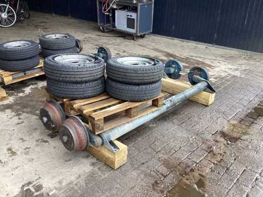 Knott Assen Tandem Aanhangwagen onderdelen en accessoires