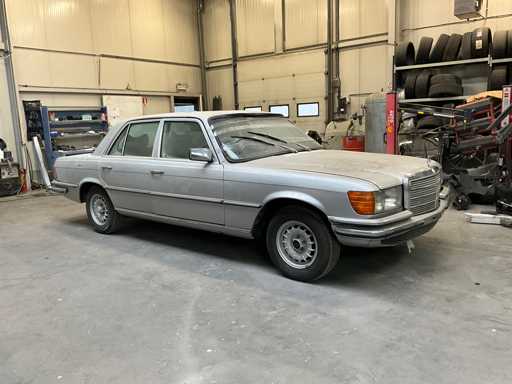 Mercedes 280SE Voiture Classique