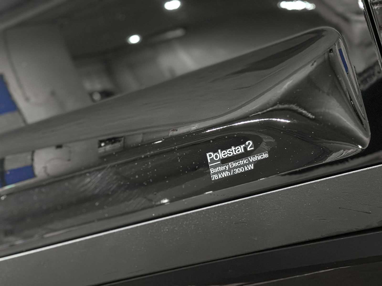 Polestar 2 Long Range Dual Motor Launch Edition 78kWh 408pk 2020 (Origineel-NL + 1e Eigenaar) 78kWh, J-098-VK