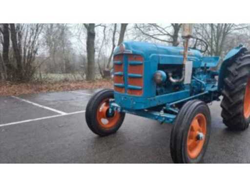 d7b6fea5-91f1-4a5b-b726-b7b8f4f7b4b4.mp4