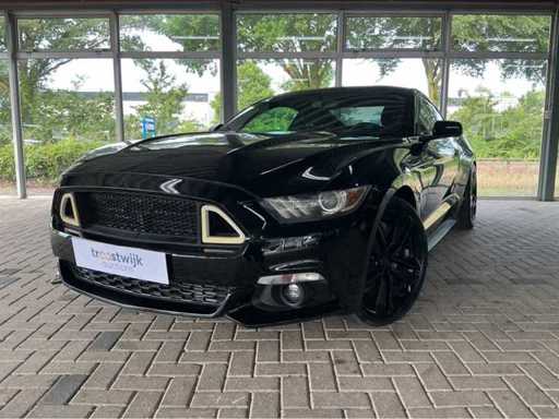 Ford Mustang Coupe EcoBoost, turbo 2,3 litra