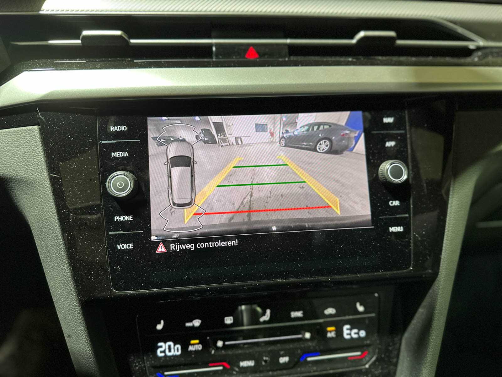 Volkswagen Arteon Shooting Brake 1.4 eHybrid 160kW 6-DSG R-Line Business+ 218pk 2022 (Origineel-NL+1e eigenaar), P-946-TG