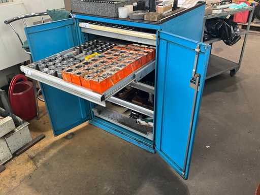 Lista gereedschapskast met lades