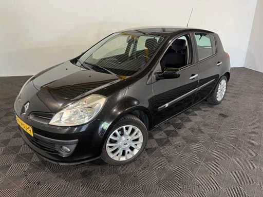 Renault Clio 1.2-16V Sammlung, 96-HXJ-9