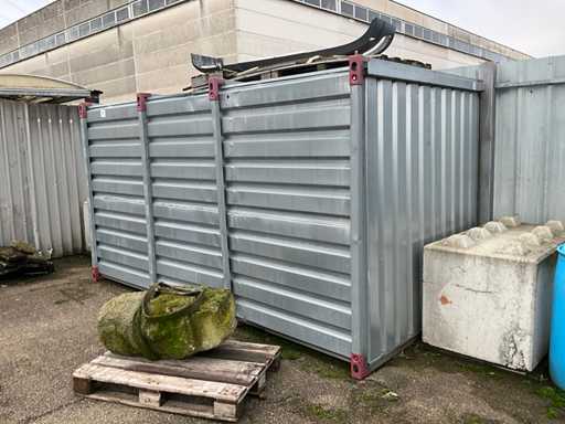 Opslagcontainer met inhoud