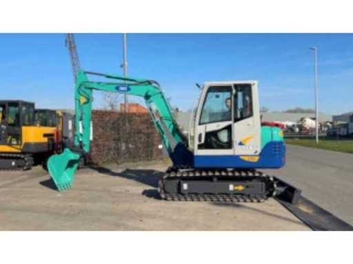 fd10e04a-e9e3-4357-9928-c185b5395773.mp4