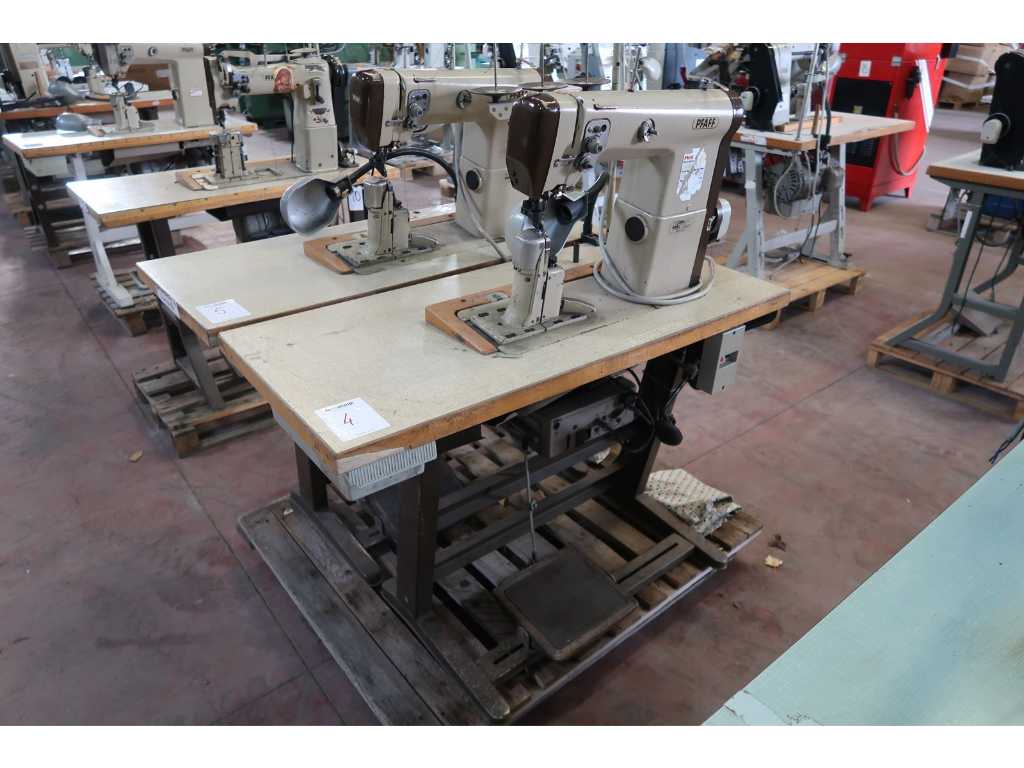 Pfaff - 493-755/13 900/53 - Postbed single-needle sewing machine
