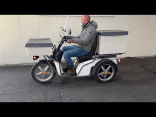 e8c47feb-d027-4c91-a51a-178a3f6f09ed.mp4