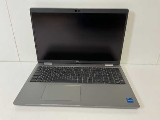 Dell Latitude 5520 15.5", Core(TM) i7 11a generazione, 16 GB di RAM, 512 GB di laptop NVMe