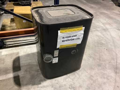 MAN Brandstoftank 220 L