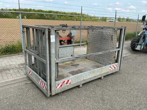 2008 Manitou MRT Verreiker manbak