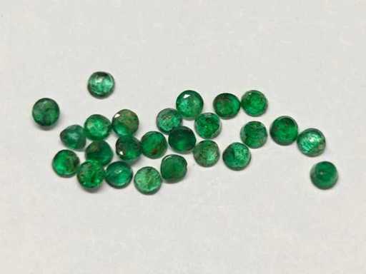 25 Natuurlijke Groene Smaragden – Ronde vorm – 1,75 cts