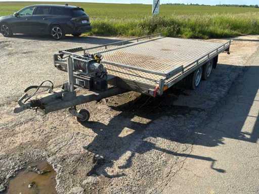 1994 J.C. Beckers dubbelassige aanhangwagen - gegalvaniseerd platform - uitgerust met elektrische lier