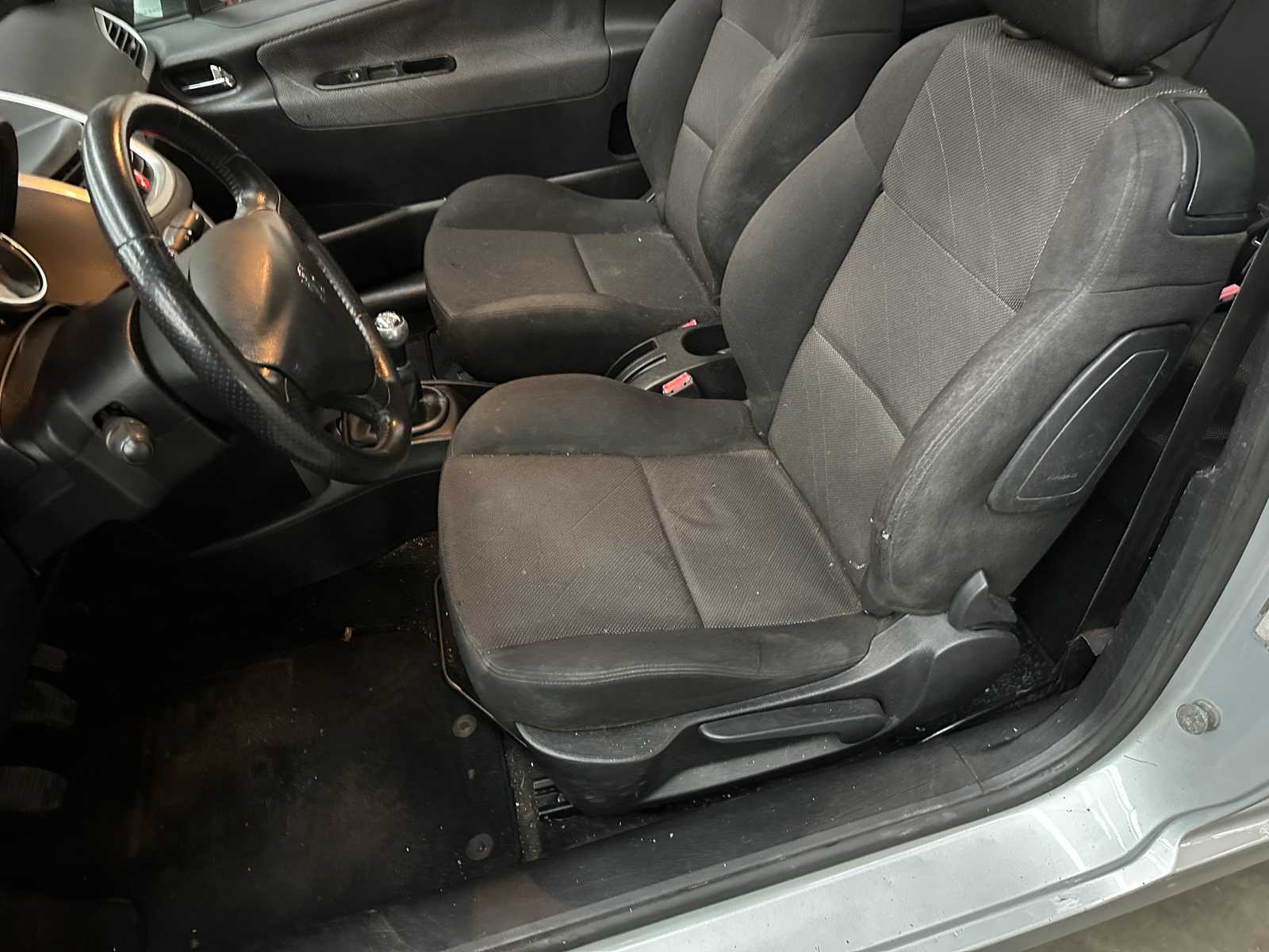 Peugeot 207 1.4 VTi XS Pack 95Pk 2007, 43-SRF-3