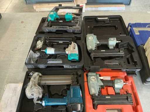 Diverse pneumatische tackers (5x)
