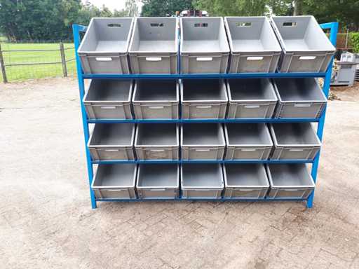 Magazijnrek met opslagbakken