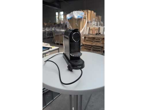 Macchina del caffè Nepresso De Longhi