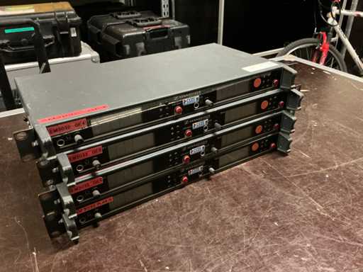 Receptoare Sennheiser EM 3032 cu microfon dual (4x)