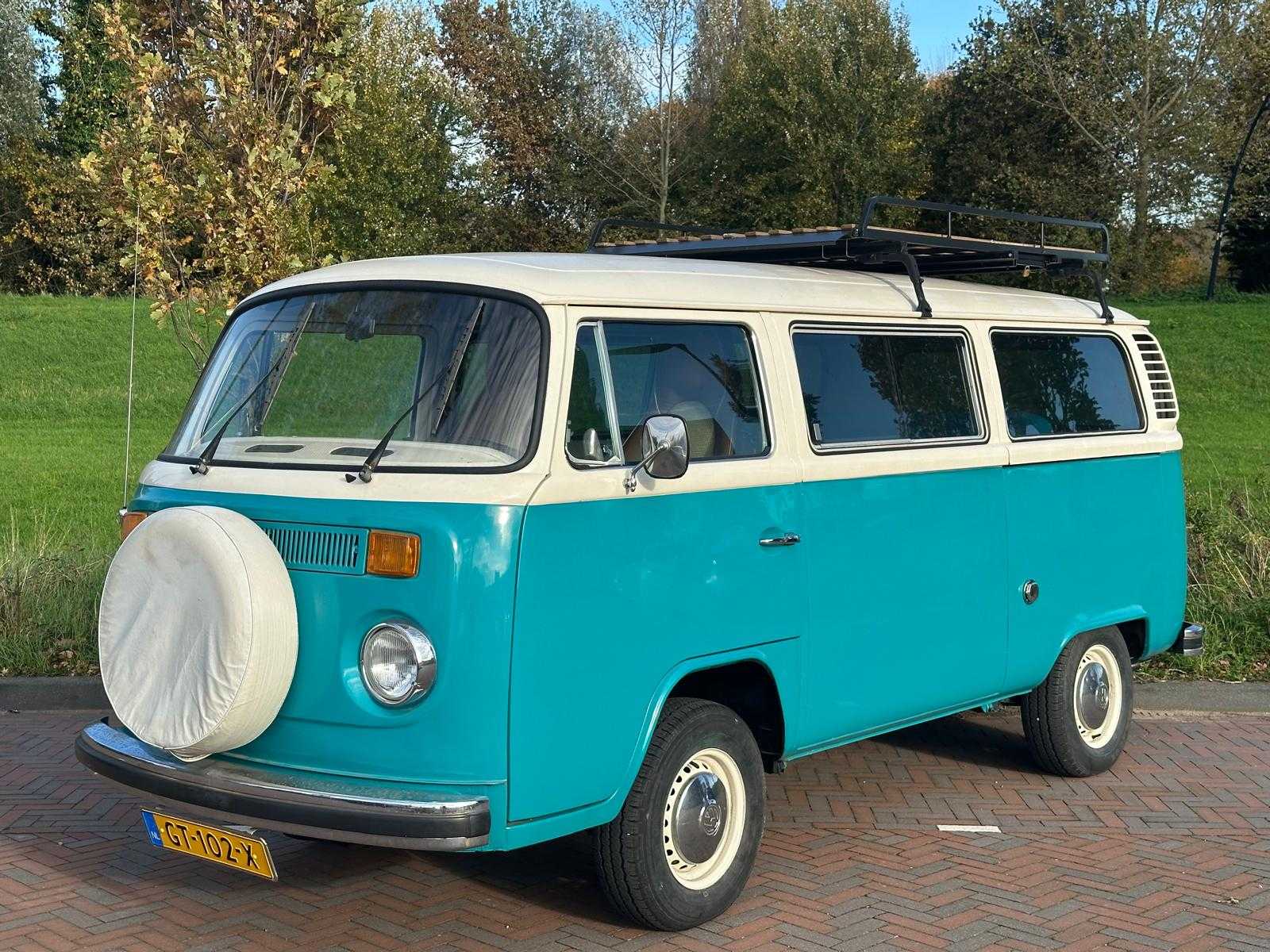 Volkswagen T2-camper uit 1978, GT-102-X