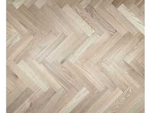 Herringbone Solid European Oak Mix 0V Unifinished
