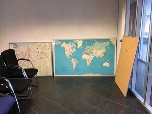 Topografische Wandkarten (2x)