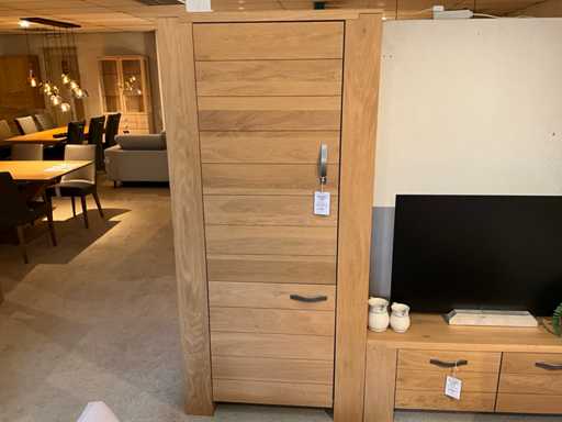 Leende Oak Bread Cabinet