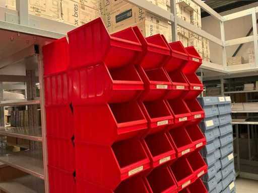 O mulțime de containere stivuite NR2 20.5x34xH20cm (88x)