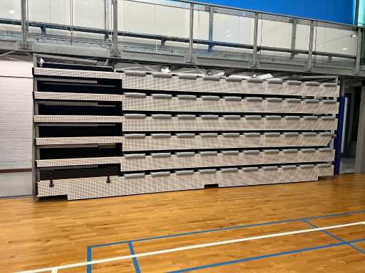 COS - TI- Telescopische tribune