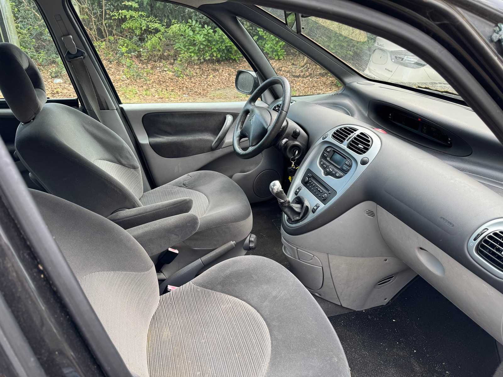 Citroen Xsara Picasso 1.6i Attraction 95pk 2005 ORIG-NL, 20-RN-RT