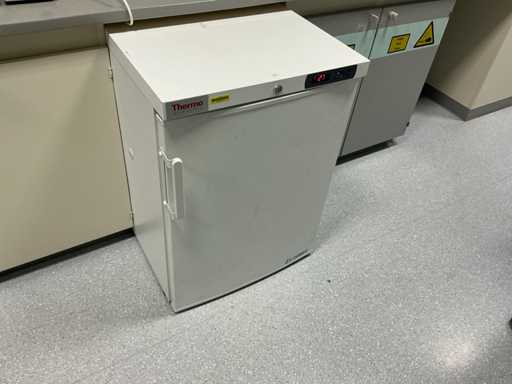 Thermo Scientific 151R-AXV-TS Laboratorium Koelkast