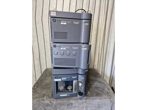 WATERS - ACQUITY SAMPLE MANAGER + SOLVENTE BINARIO + RIVELATORE PDA - Sistema UPLC a colonna d'acqua