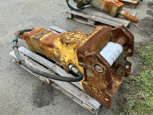 Atlas Copco SB 552 Hydraulic Hammer