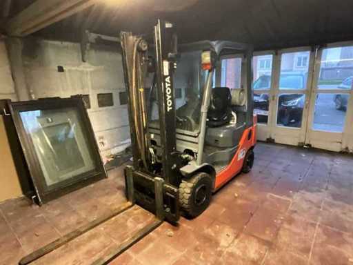 1999 Élévateur Toyota