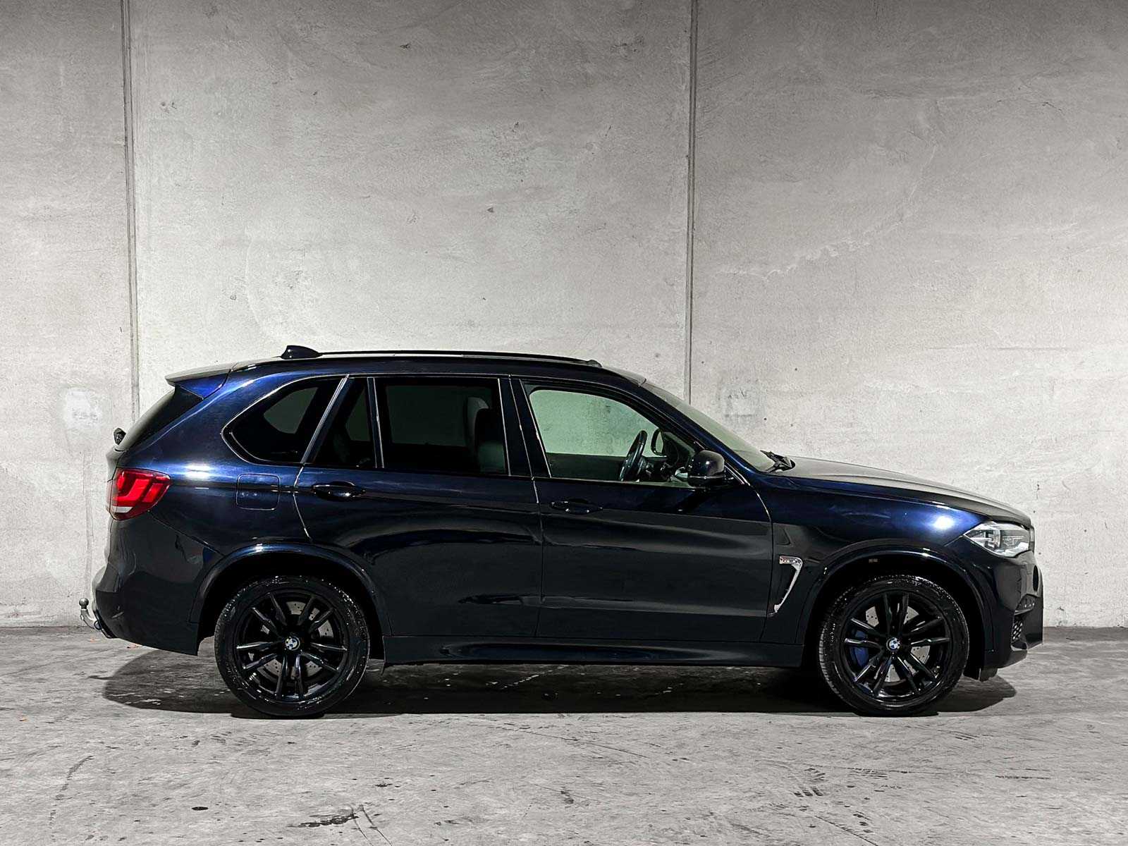 BMW X5M 4.4 V8 M-Sport F85 576pk 2015, JPV-47-K