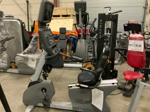 Matrix R5x recumbent bike Home Trainer
