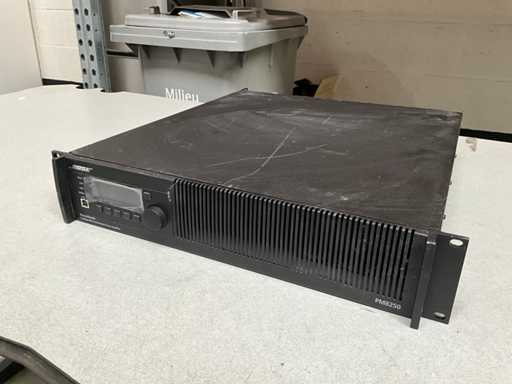 Bose PowerMatch PM8250 Versterker