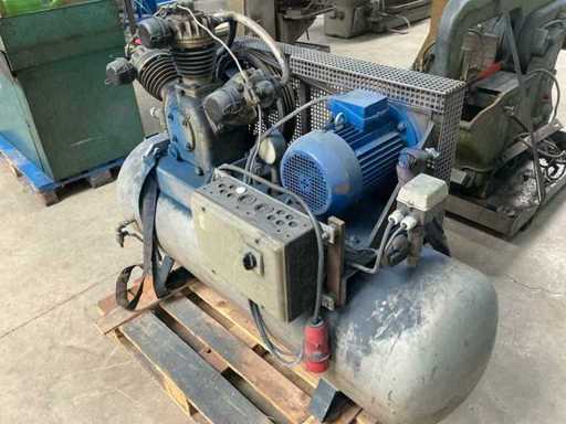 Crimex Air Compressor