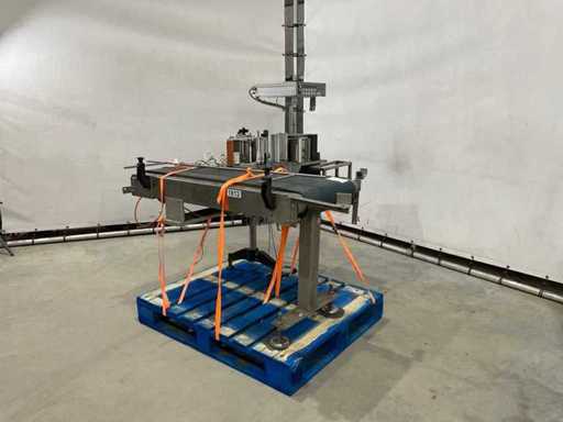 Mașină de etichetare