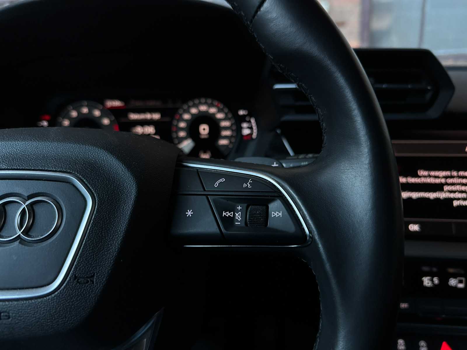 Audi A3 Sportback 35 TFSI Business Edition S Tronic 150pk 2021 (Origineel-NL + 1e Eigenaar), L-816-PG