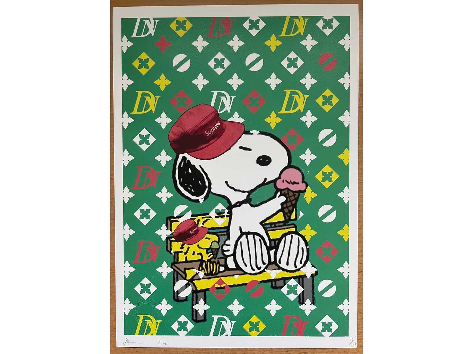 DEATH NYC: Snoopy eating ice cream | Troostwijk Auctions